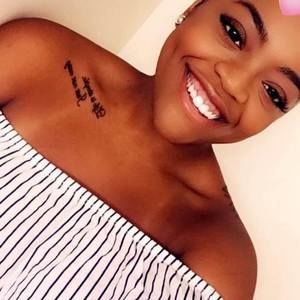 Meet your Posher, Alijah